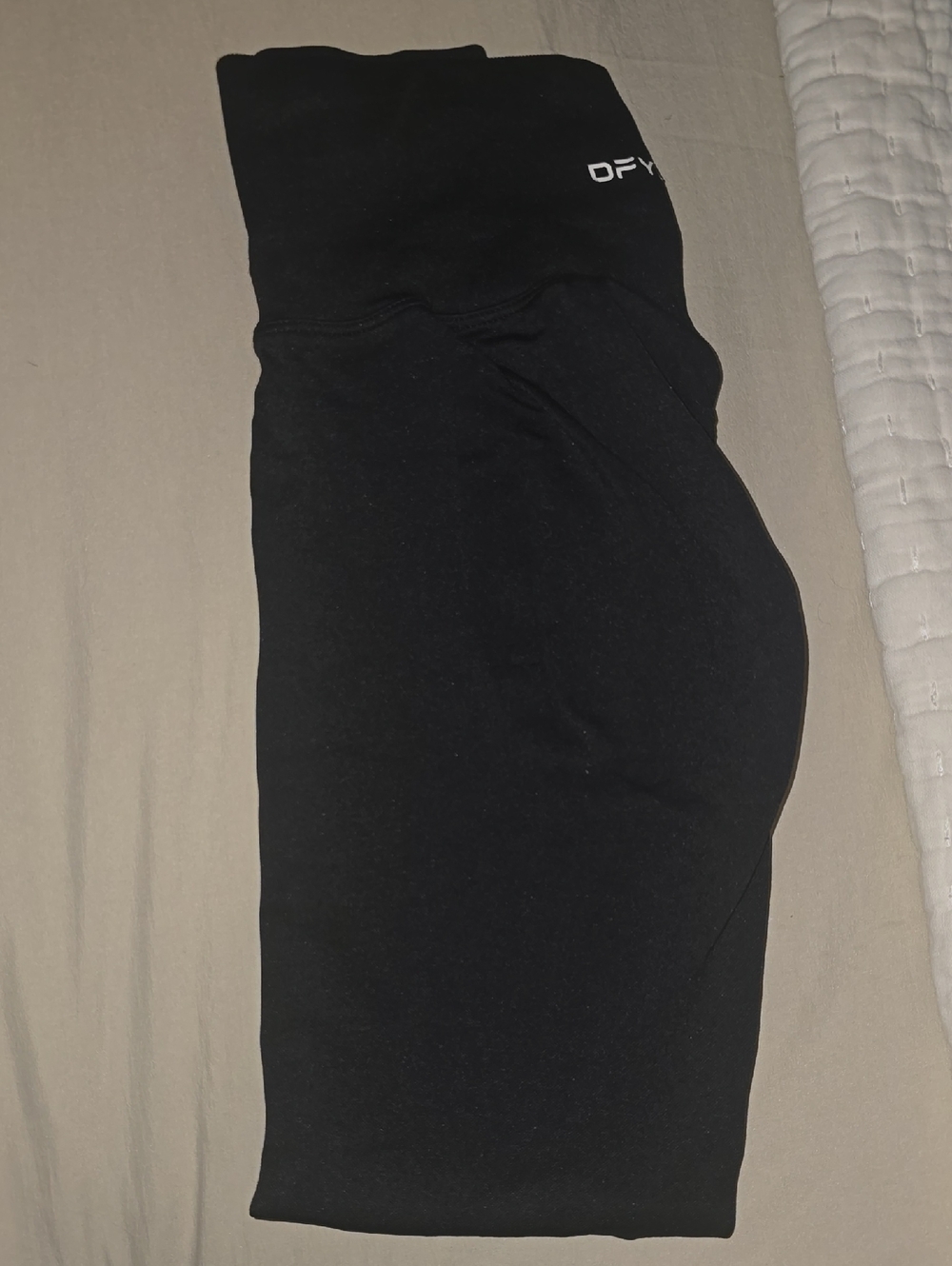 Black High-Waist Leggings with Subtle Logo